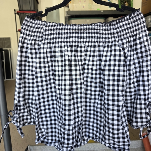 Gypsies & Moindust Gingham Off The Shoulder Floral Applique XL Black White - Picture 7 of 7